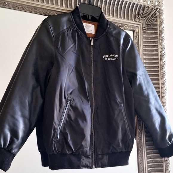 Zara Boys Black Faux Leather Sleeves Bomber Jacket Sz 10 Org $45 - Picture 3 of 11